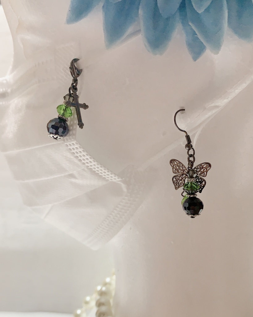 ツイステ ディアソムニア寮 イメージピアス