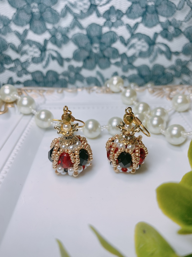 王冠ピアス&チャーム(ツイステ/ハーツラビュル)