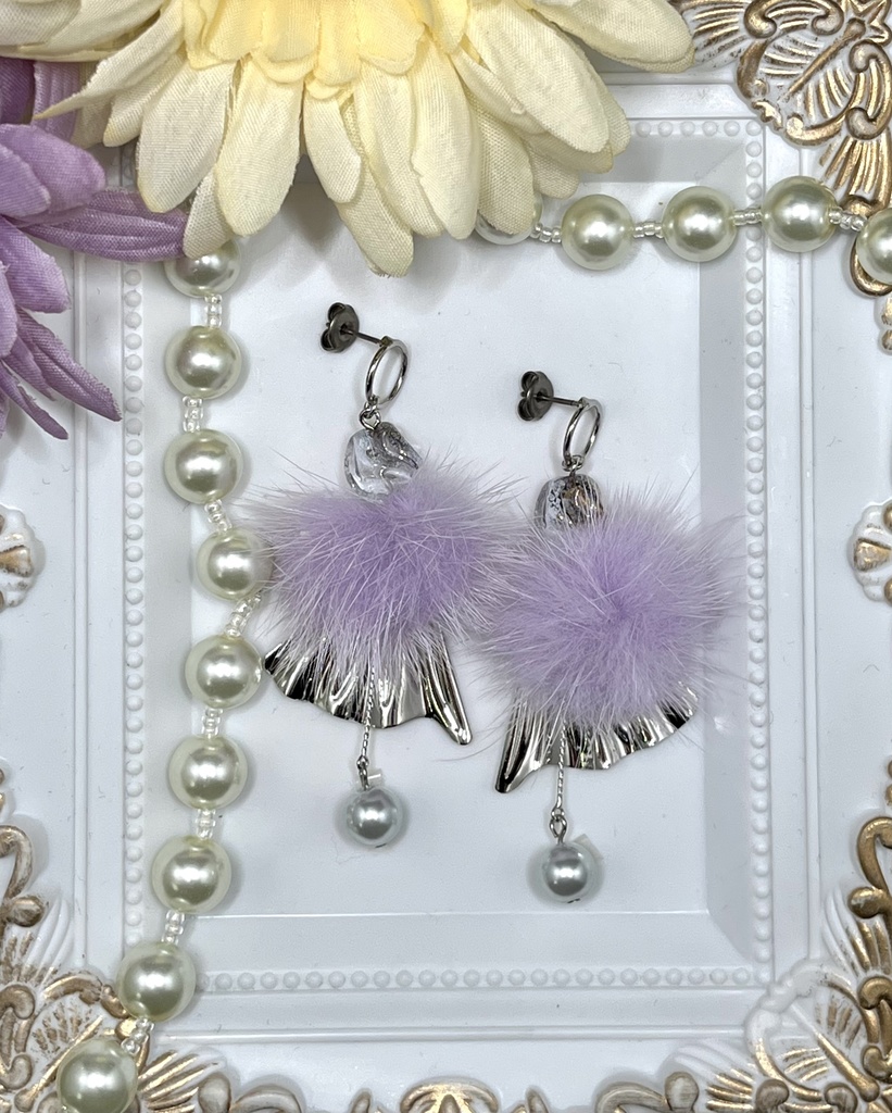 ツイステ　オクタヴィネル寮イメージ💜ファーピアス
