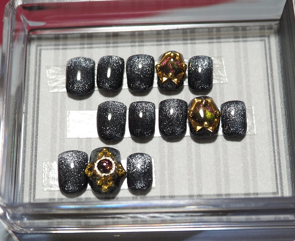 【GrB】ブラックマグONEポイントネイル（GrB等）