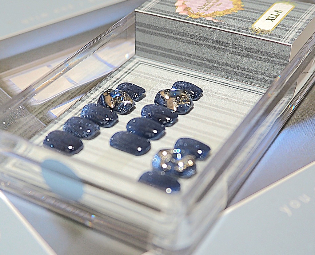 【GrB】ブルーマグONEポイントネイル(GrB等)