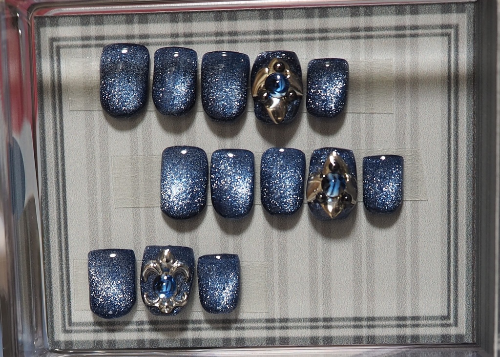 【GrB】ブルーマグONEポイントネイル(GrB等)