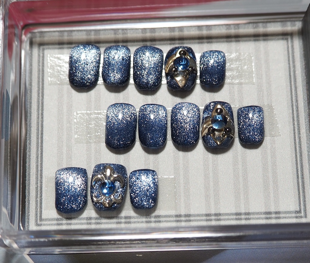 【GrB】ブルーマグONEポイントネイル（GrB等）