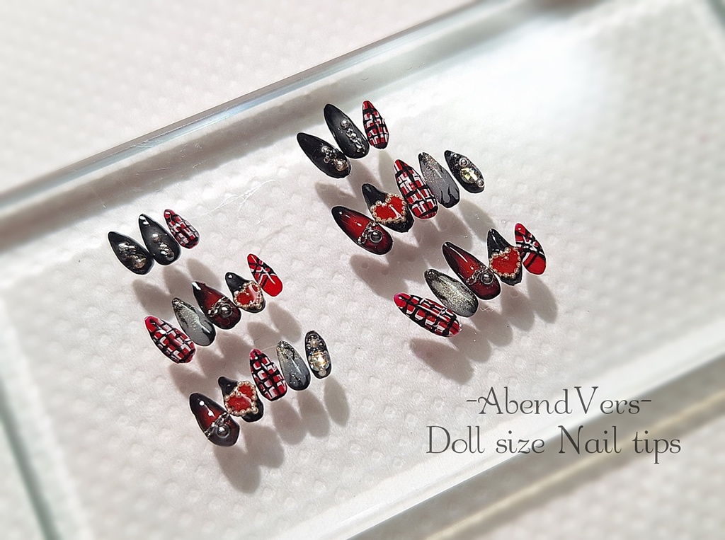 【М】レッドチェック