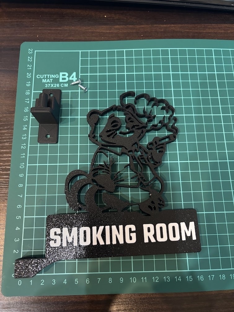 喫煙ルーム 突き出しサイン / タヌキのSMOKING ROOM看板【3Dプリント】