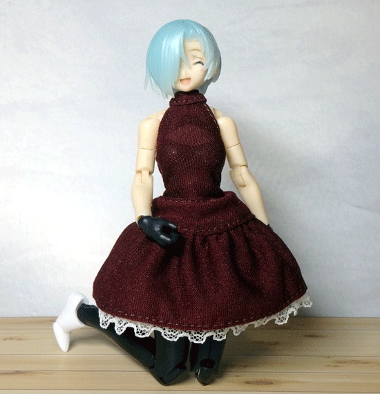 メガミデバイス 赤紫のワンピース&スカート