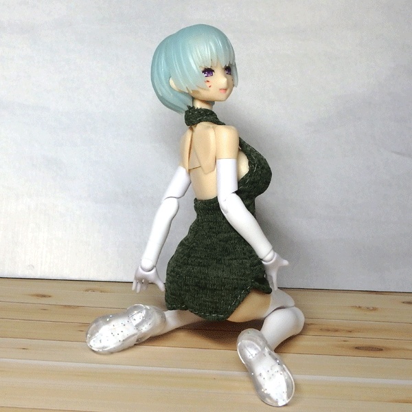 メガミデバイス 胸スリットホルターネックワンピ(緑)