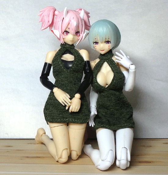 メガミデバイス 胸スリットホルターネックワンピ(緑)