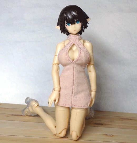 メガミデバイス 胸スリットホルターネックワンピ(ピンク)