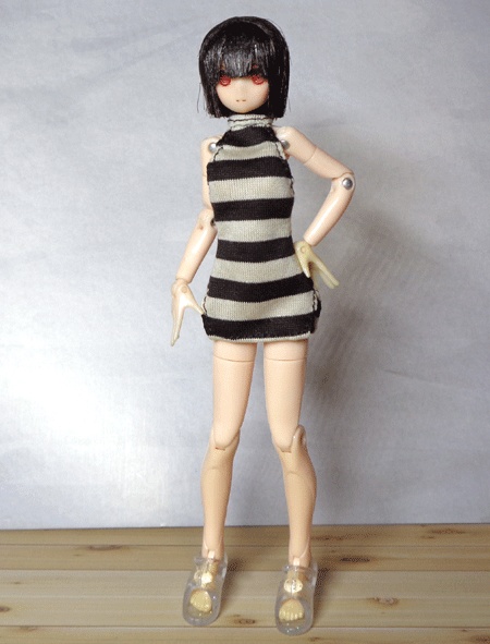 メガミデバイス ホルターネックワンピ(ボーダー焦げ茶・マイクロミニ版)