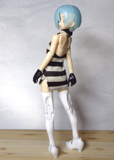 メガミデバイス ホルターネックワンピ(ボーダー焦げ茶・マイクロミニ版)