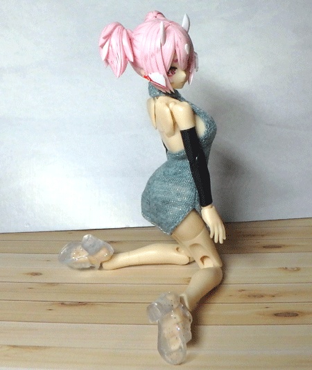 メガミデバイス 胸スリットホルターネックワンピ(水色)