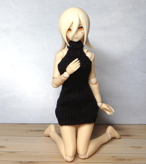 メガミデバイス ホルターネックワンピ(リブニット・焦げ茶)