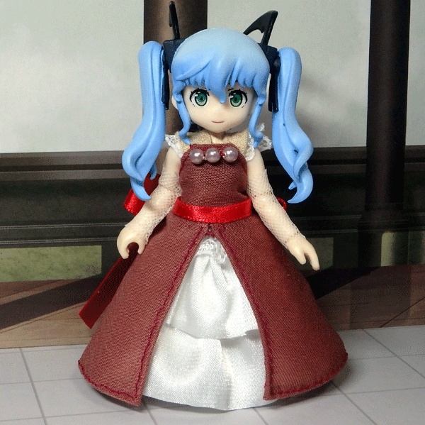 ガシャポンクエスト用　ロングドレス