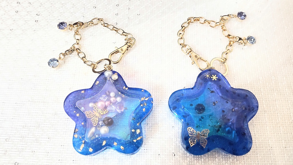 星のシャカシャカシェイカー　バッグチャーム