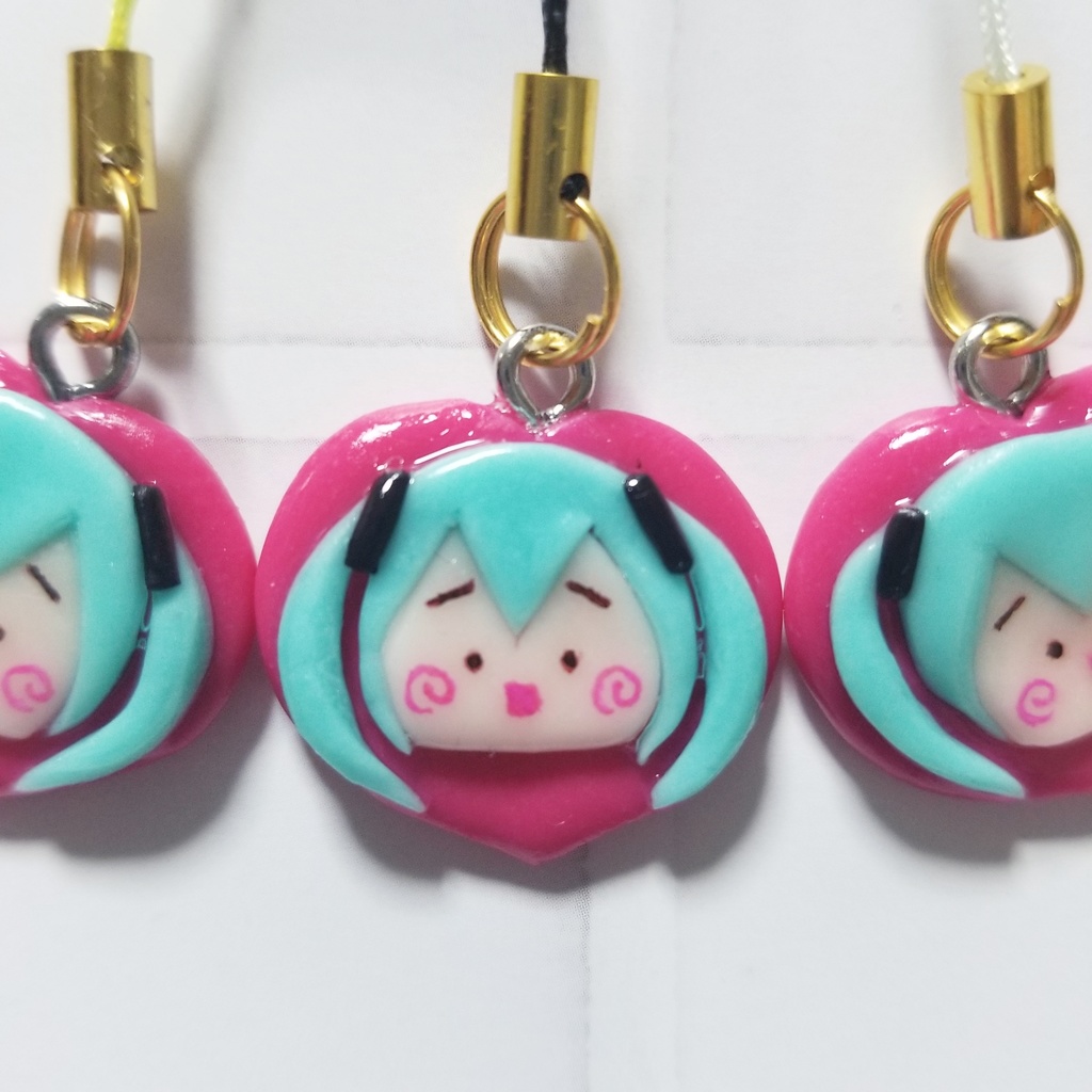 かまってミクちゃんストラップ♡