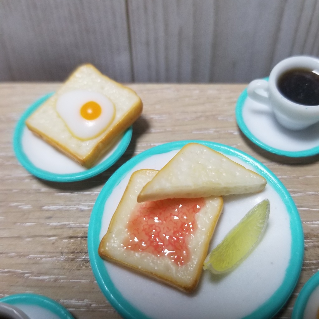 HAPPY モーニングセット(ホットコーヒー)プレート2種類