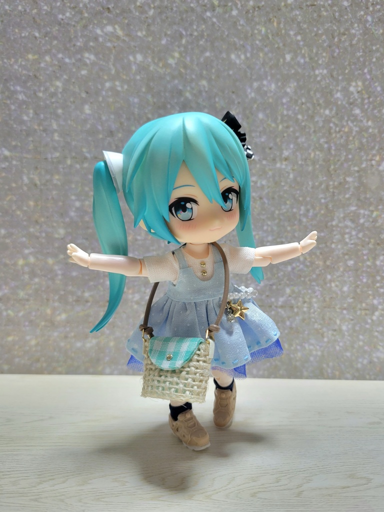 ミニチュアかごショルダーバッグ