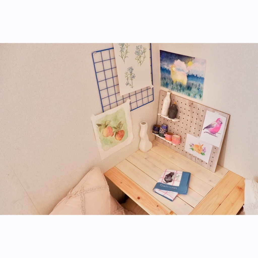 デルフィニウムとねこたちのハンカチ