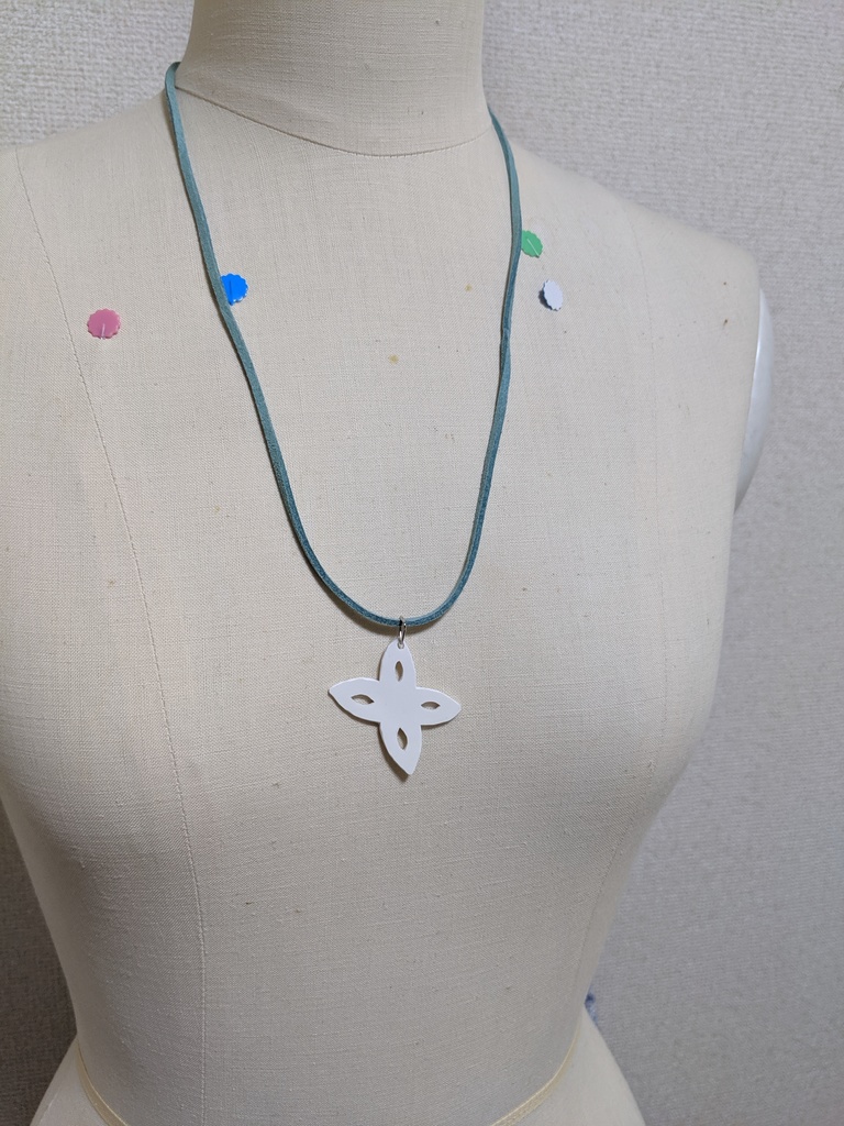 再販!リゼロ エミリア風 ネックレス