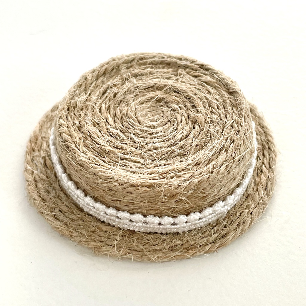 シンプルなカンカン帽