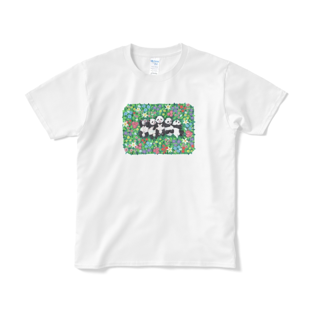 赤ちゃんパンダとお花畑 Tシャツ