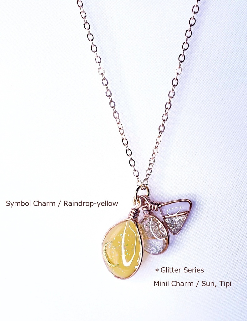 *Raindrop レインドロップ ・フェザーレッド/ シンボルチャーム(D002)