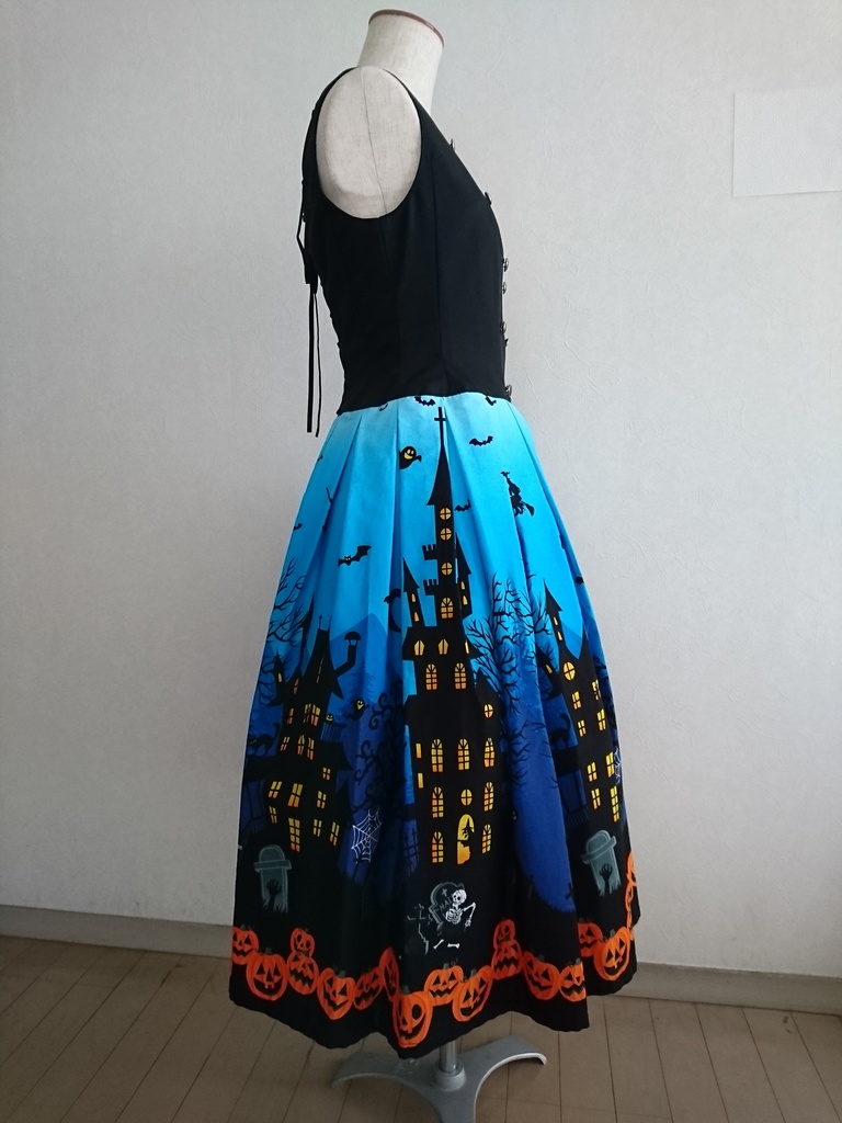 ハロウィン柄ジャンパースカート(青)
