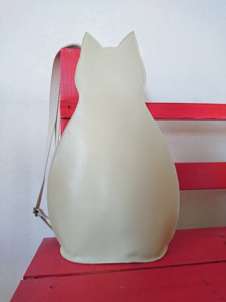 猫ちゃん型2wayバッグ
