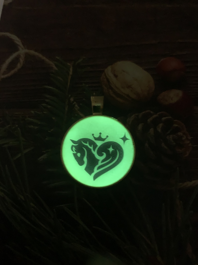 光る!レジンアクセサリー「シンデレラガールズ ロゴ」