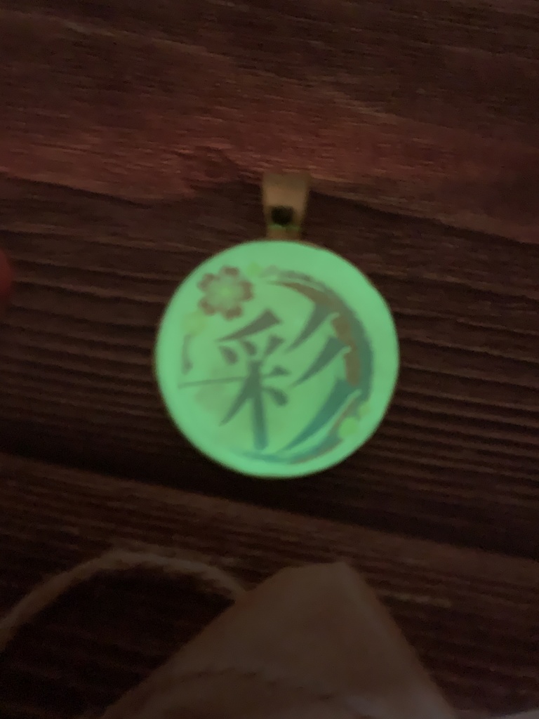 光る!レジンアクセサリー「彩 ロゴ」