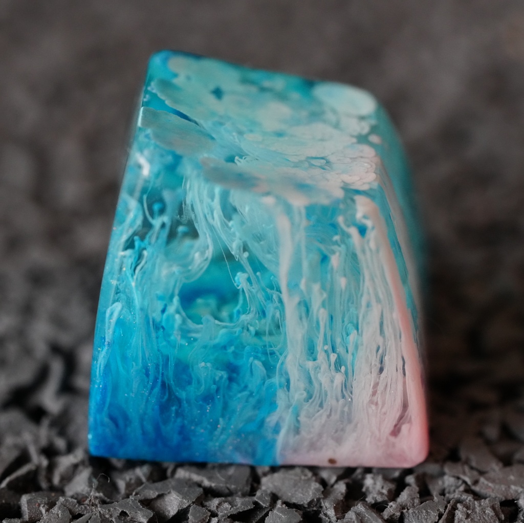 Fluid Art Artisan Keycap No.002