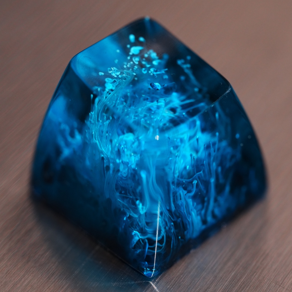 Fluid Art Artisan Keycap No.008