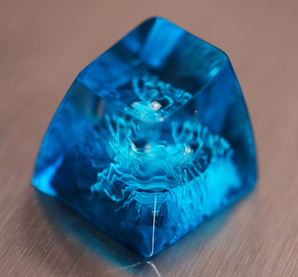 Fluid Art Artisan Keycap No.010