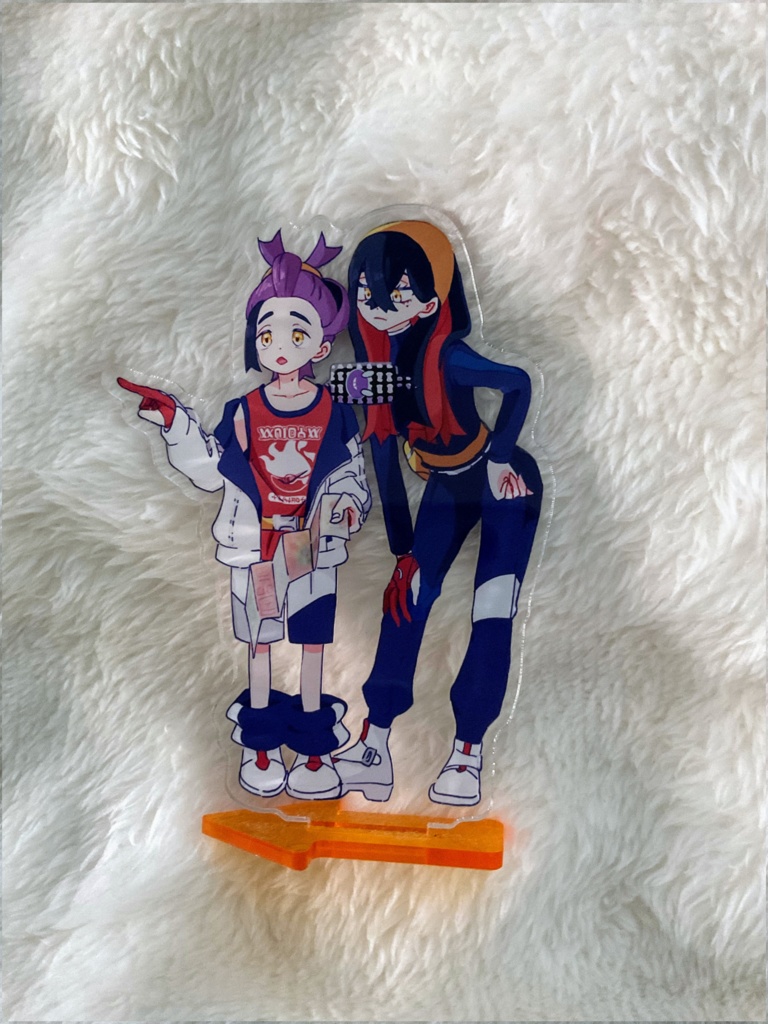 地図を見るふたりのアクスタ