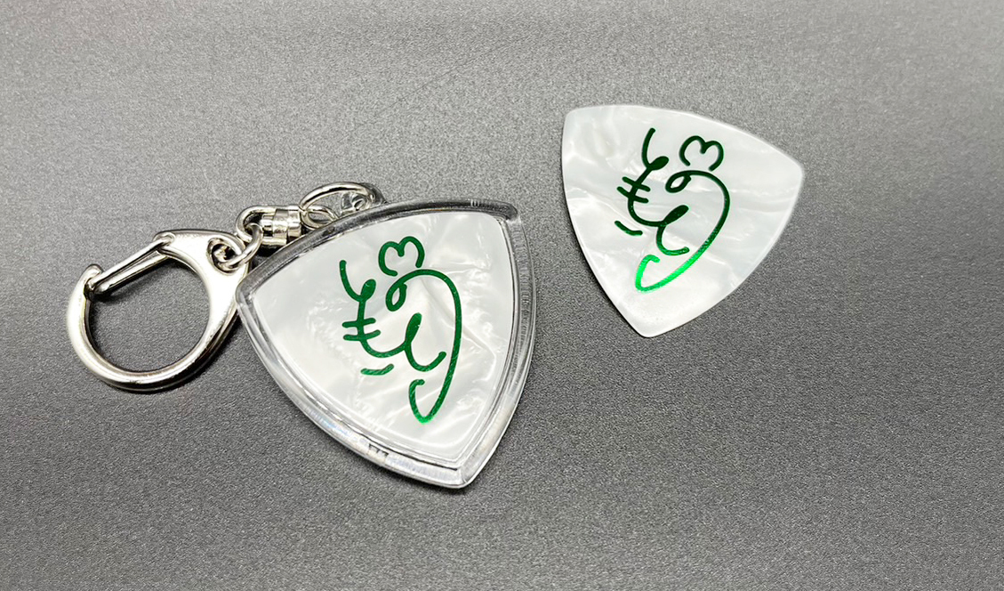 【演奏に使える】オリジナルピック&ピック入り...