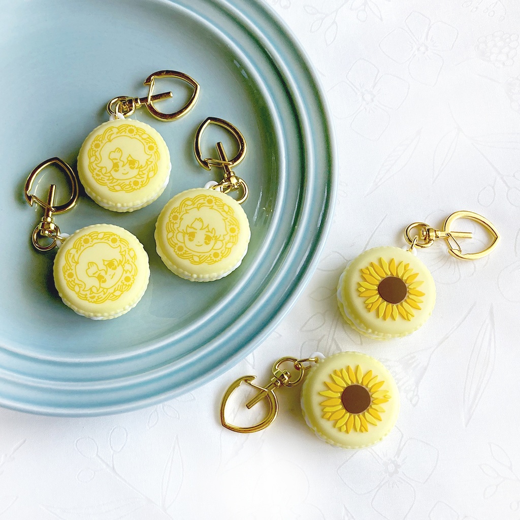 「 夏色のひまわりマカロン 」ラバーキーホルダー
