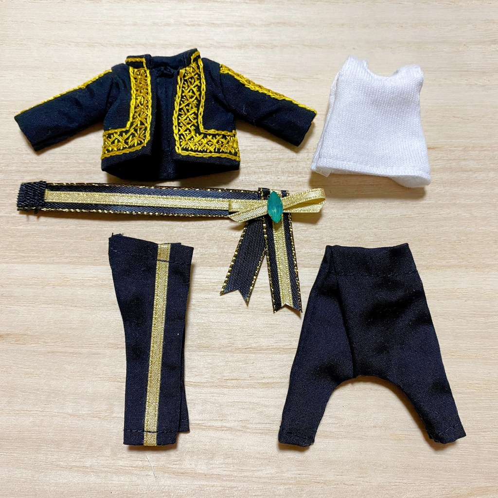 軍服風セットアップA