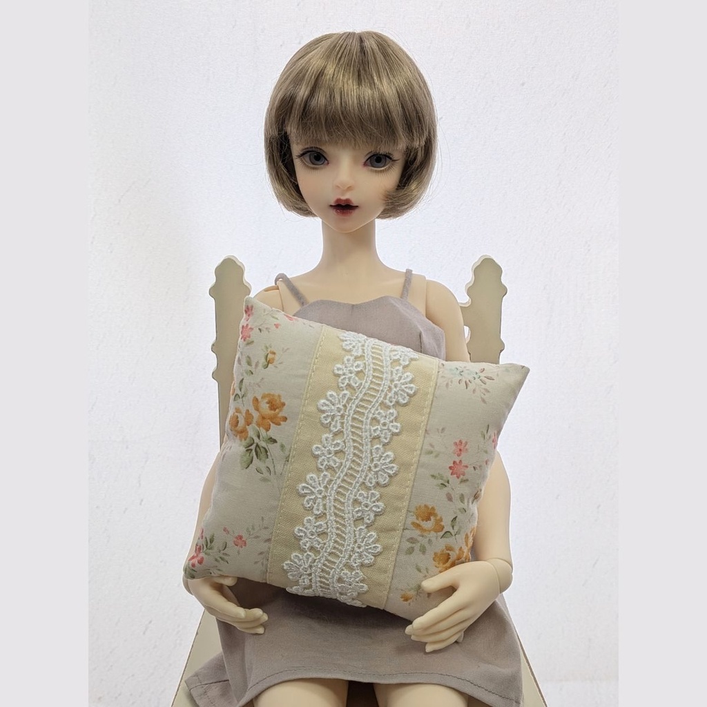 ドール用クッション 10cm角 No.2