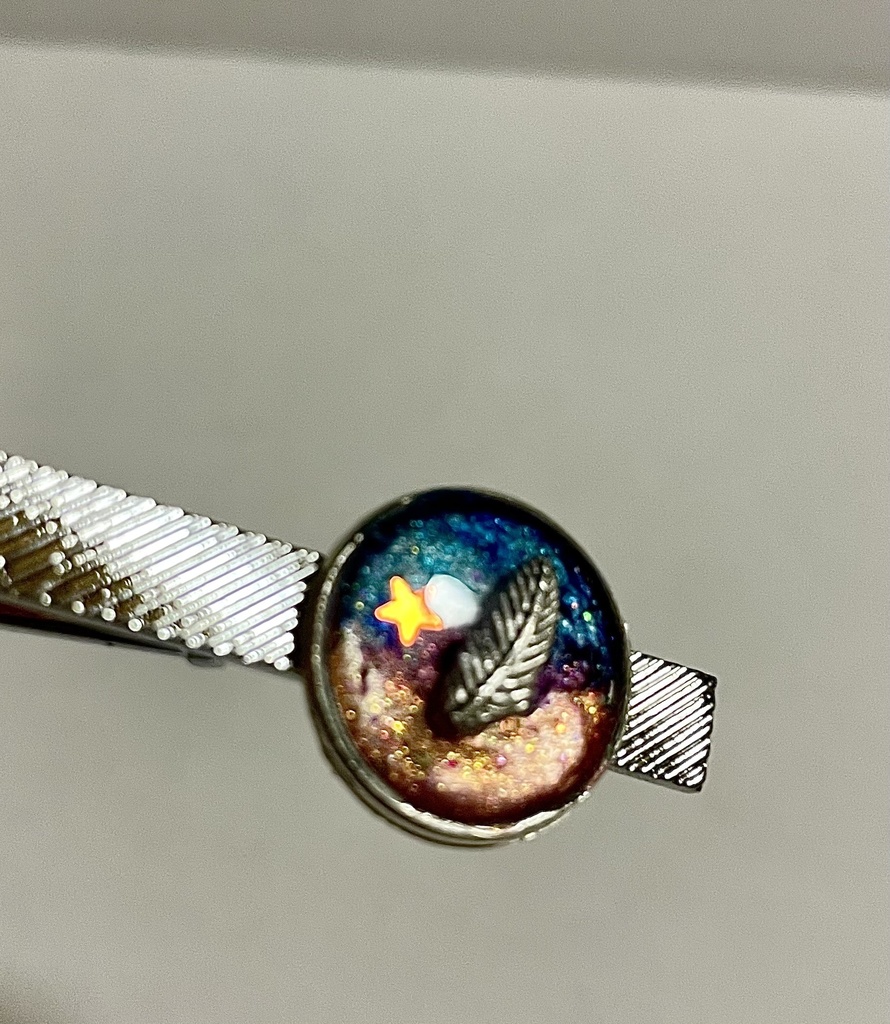 タイピン（銀の羽と明けの明星）