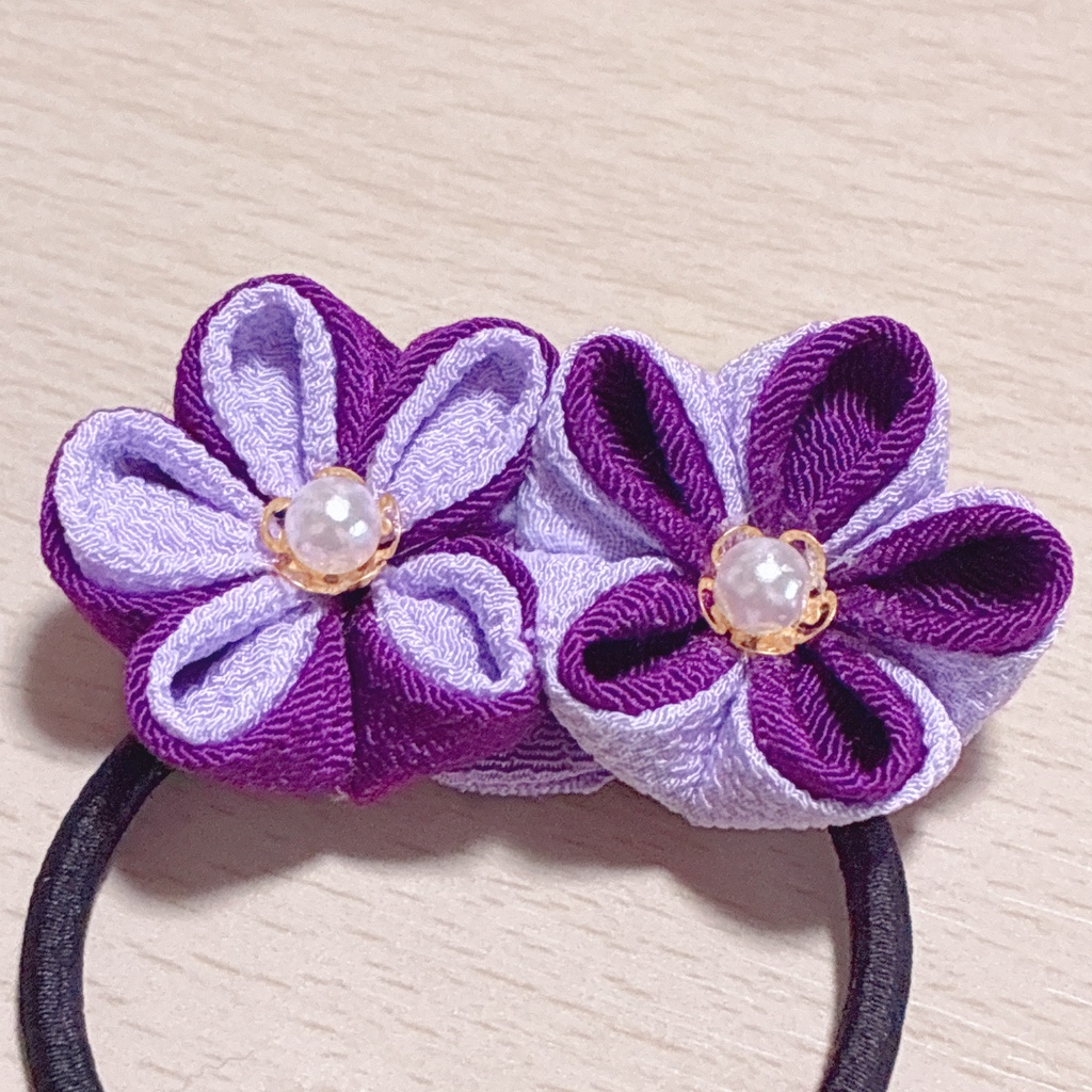 つまみ細工の雫花ヘアゴム|紫×藤色の和モダンアクセサリー