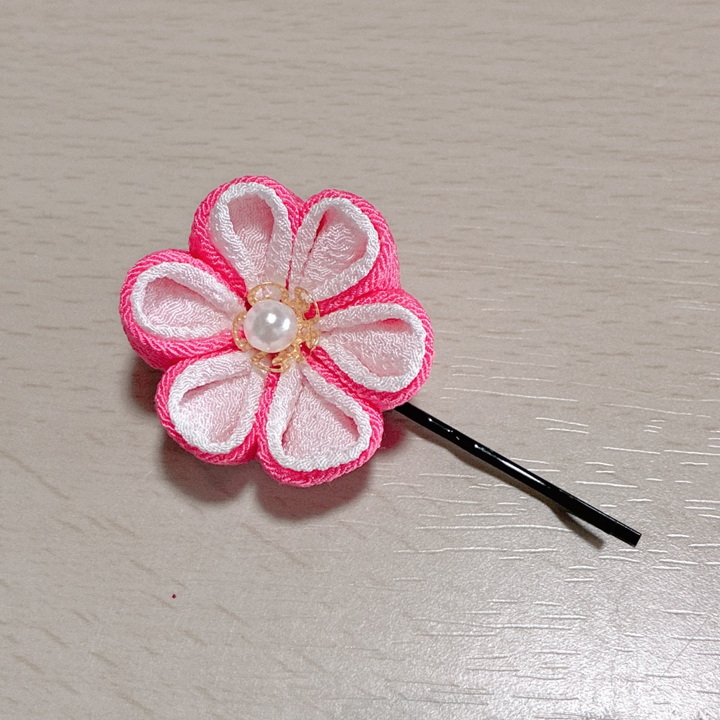 春霞の桜つまみヘアピン