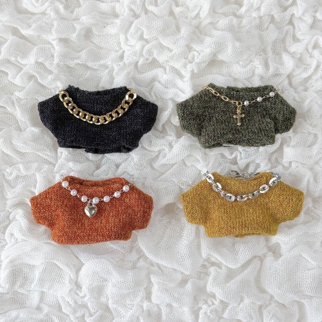 ニットT+ネックレス