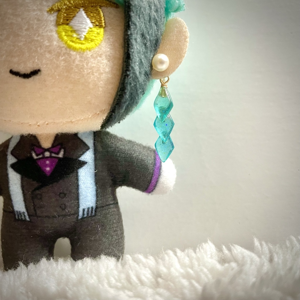 ぬい用 ジェイド、フロイド のチョウザメ風ピアス