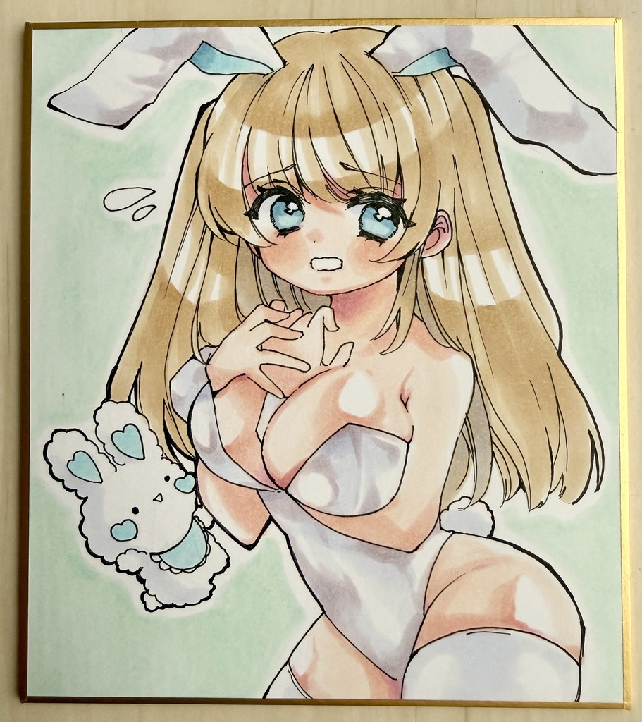 バニーと牛柄ビキニの女の子セット