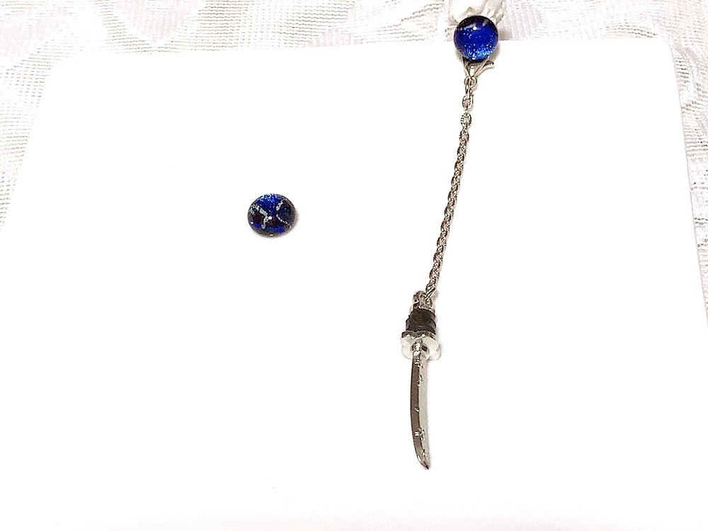 山姥切長義イメージガラスピアス・イヤリング