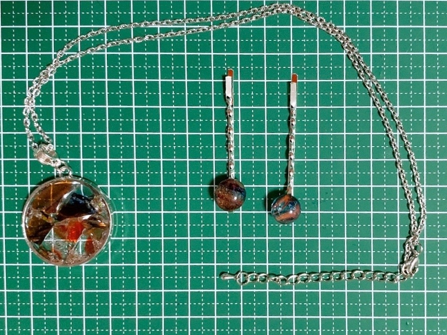 陸奥守吉行イメージネックレス&ピンorピアス・イヤリング