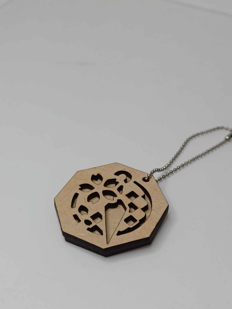 八角透かしキーホルダー