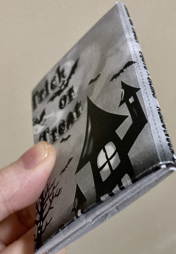 オガアキハロウィン豆絵本「Trick or Treat」