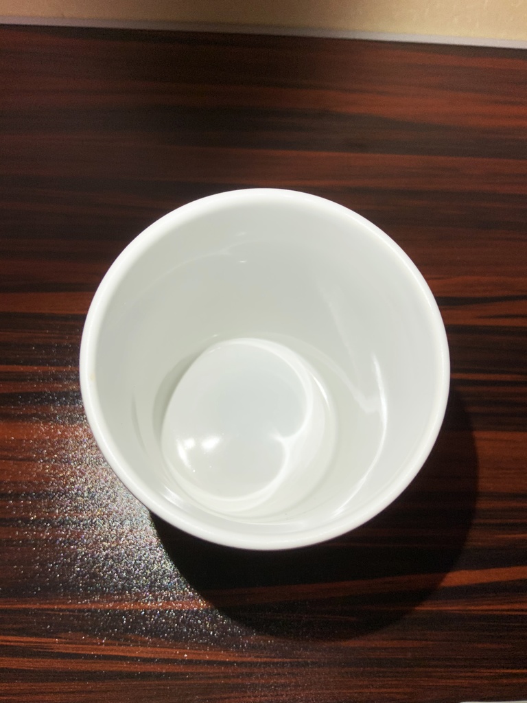 日野茜 あの子誰?誰?Who are 湯のみ